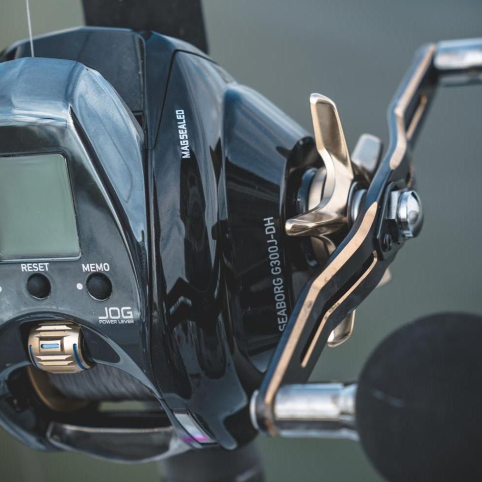 Daiwa Seaborg G300J-DH Electric Reel – MagMax G – Tackle Express