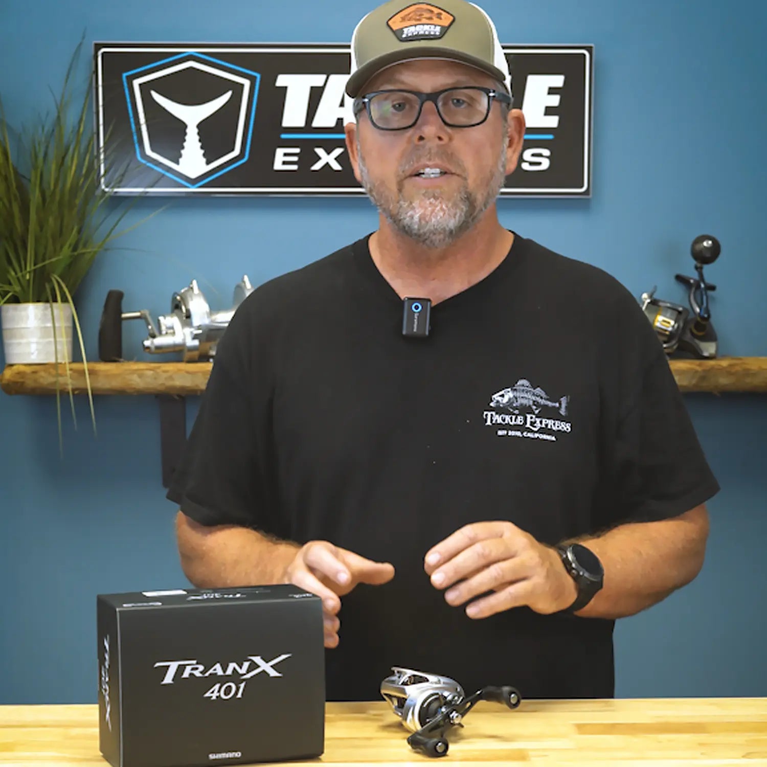 Chad from Tackle Express goes over the how to choose between the Tranx 400B and the Tranx 400HG B.