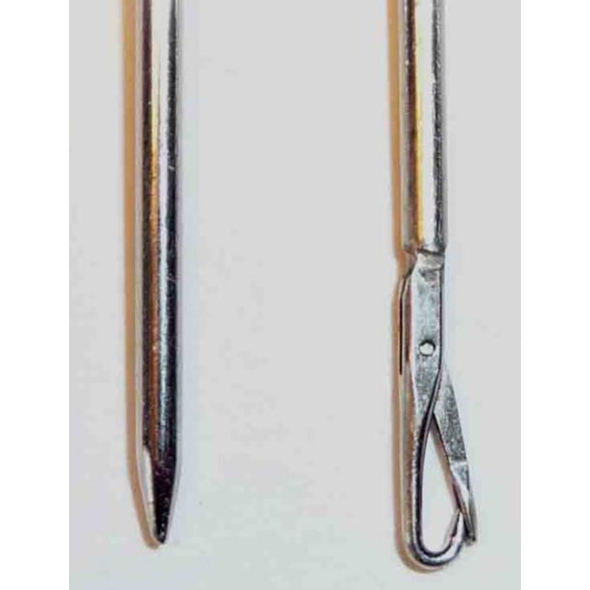 Daho Reverse Latch Needles Small RL0355